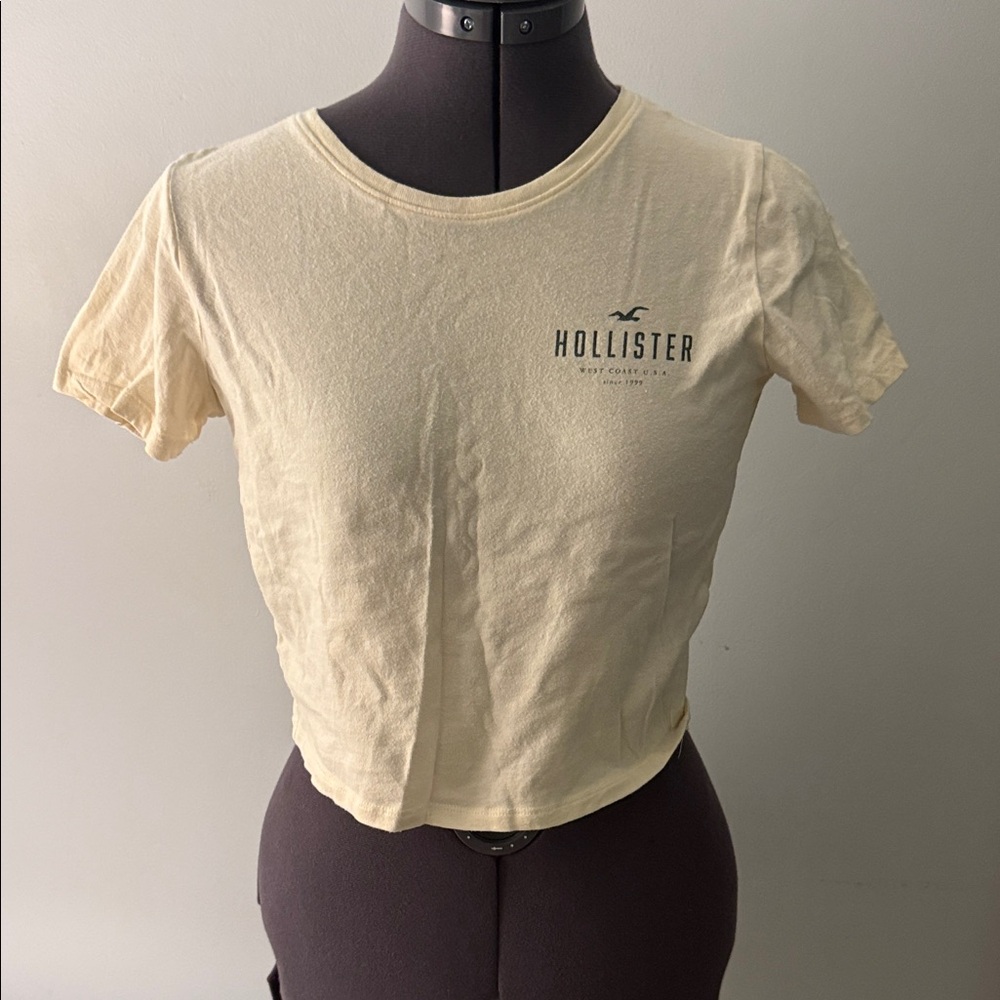 Hollister Light Cream Women's Crop Top